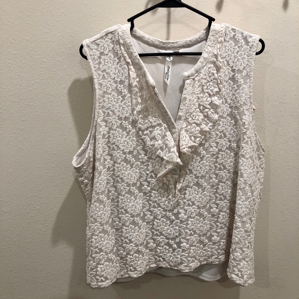 NY Collection Cream Lace Ruffle V-Neck Camisole